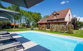 B&B L'Oree Du Bois Bourgogne - Adults Only
